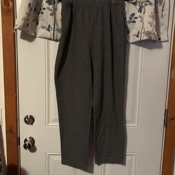 Dress Barn Pants - Gray Dress Barn Pants – Size XL